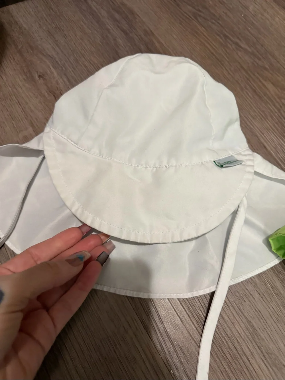 Kids Washable/Water proof Sun Hat - White and Lime Green